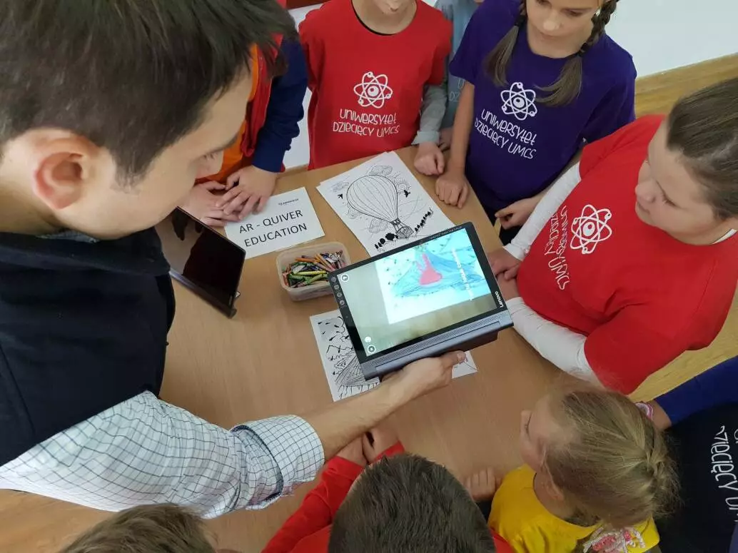 Rzeczywistość rozszerzona Augmented Reality Quiver Education Uniwersytet Dziecięcy UMCS