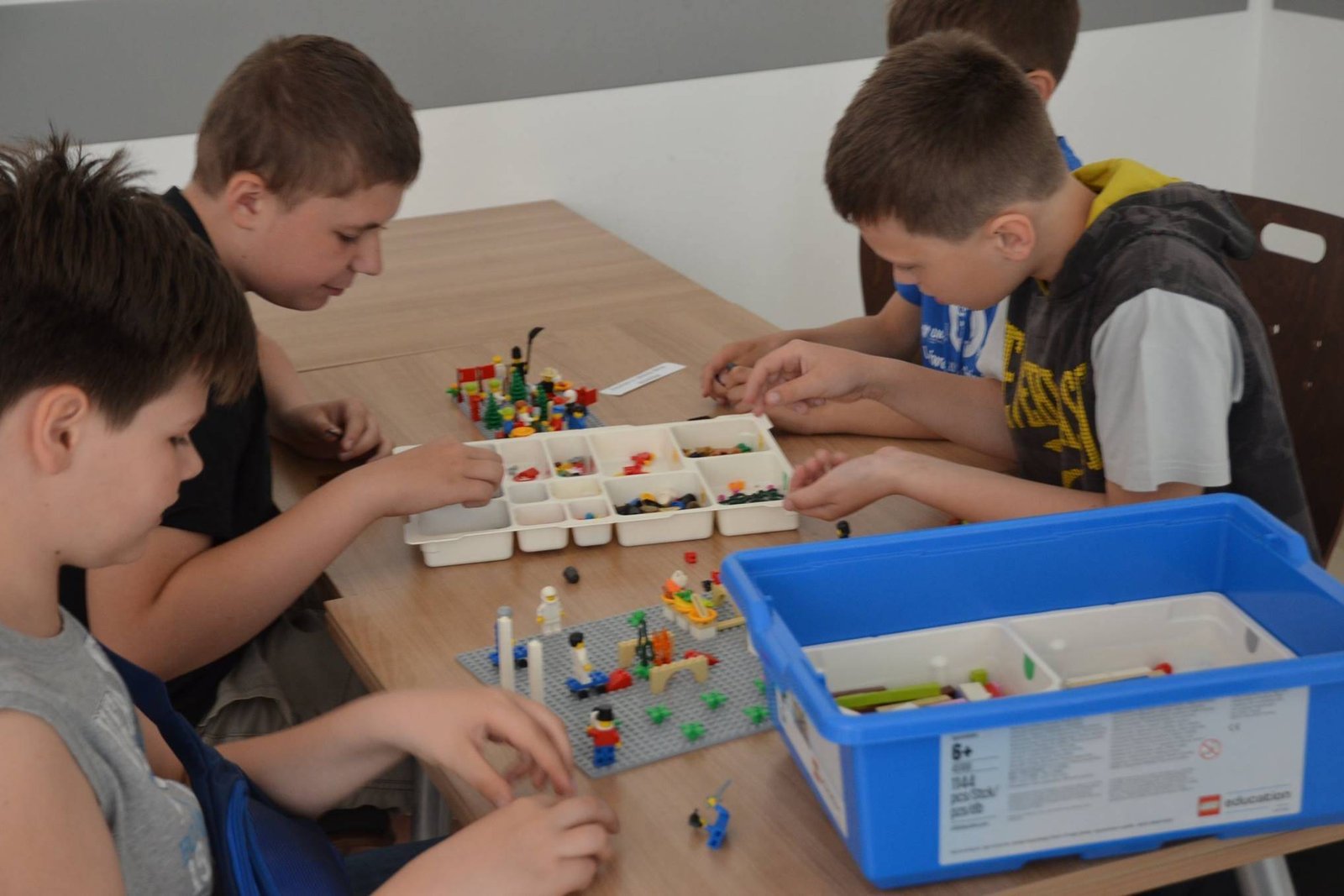 Uniwersytet Dziecięcy - Budowanie z klocków Lego